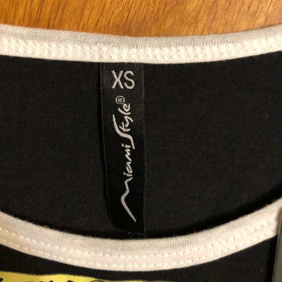 Billie Eilish Crop Top XS - Picture 2 of 6